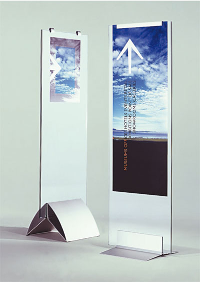 fabric-glass-sign-footprint